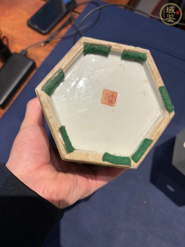 古玩陶瓷粉彩無雙譜帽桶真品鑒賞圖