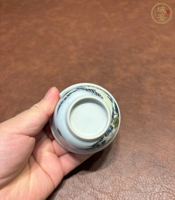 古玩陶瓷山水紋粉彩杯盤真品鑒賞圖