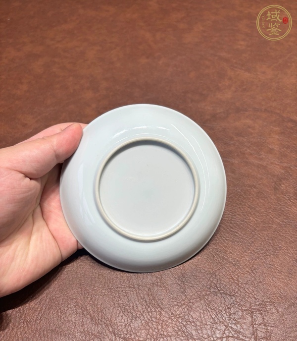 古玩陶瓷山水紋粉彩杯盤真品鑒賞圖