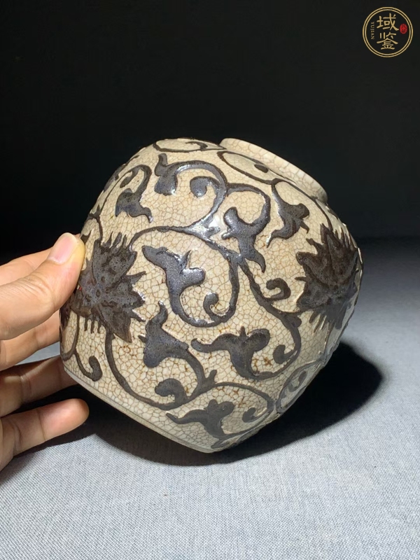 古玩陶瓷哥釉地鐵銹釉罐真品鑒賞圖
