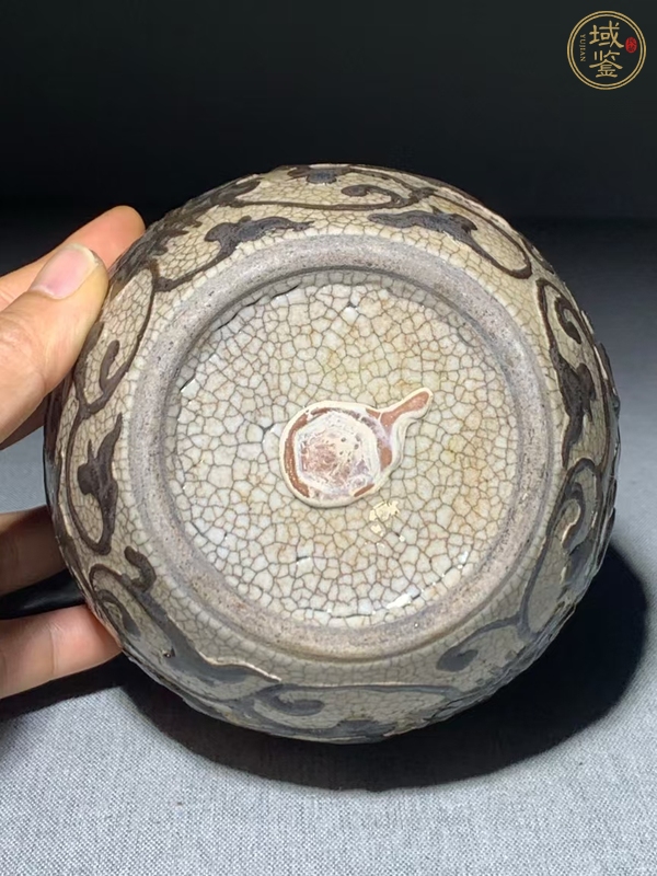 古玩陶瓷哥釉地鐵銹釉罐真品鑒賞圖
