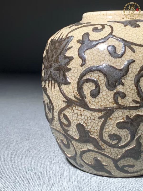 古玩陶瓷哥釉地鐵銹釉罐真品鑒賞圖