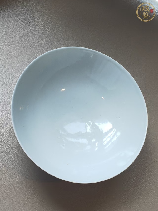 古玩陶瓷青花山水人物紋碗真品鑒賞圖