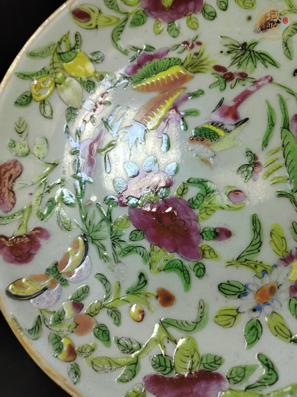 古玩陶瓷花鳥蝶紋廣彩盤真品鑒賞圖