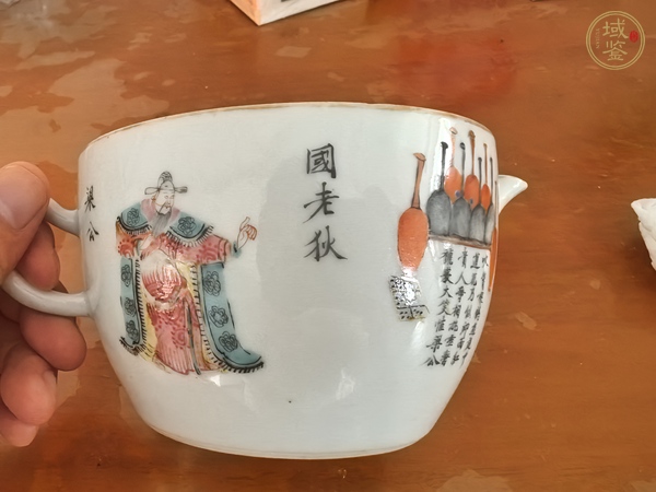 古玩陶瓷無雙譜粉彩執壺真品鑒賞圖