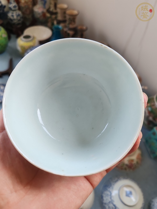古玩陶瓷青花纏枝花卉喜字紋杯真品鑒賞圖