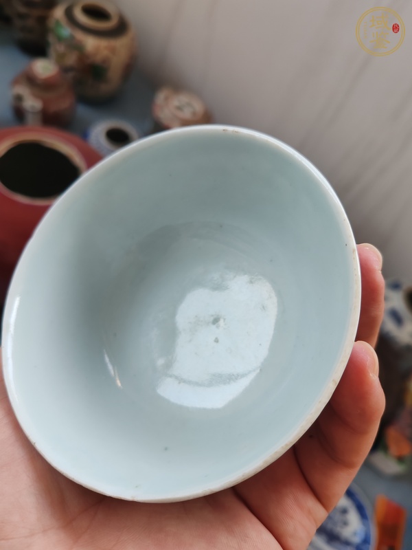 古玩陶瓷青花纏枝花卉喜字紋杯真品鑒賞圖