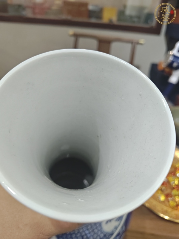 古玩陶瓷青花賞瓶真品鑒賞圖