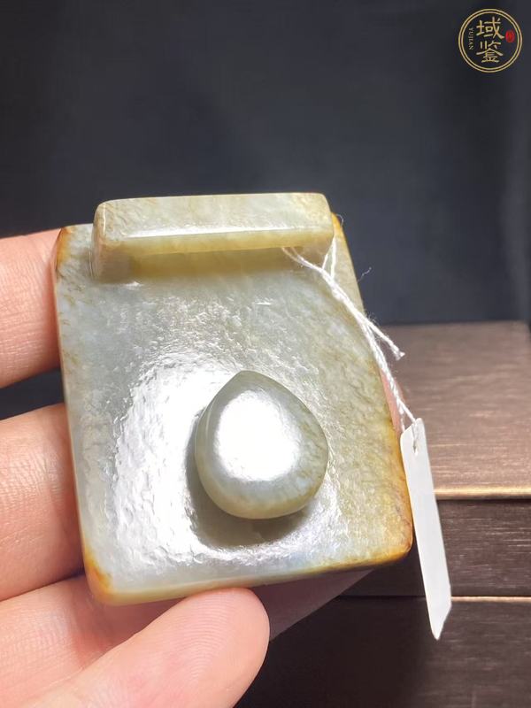 古玩玉器和田玉鑲嵌老銀帶扣真品鑒賞圖