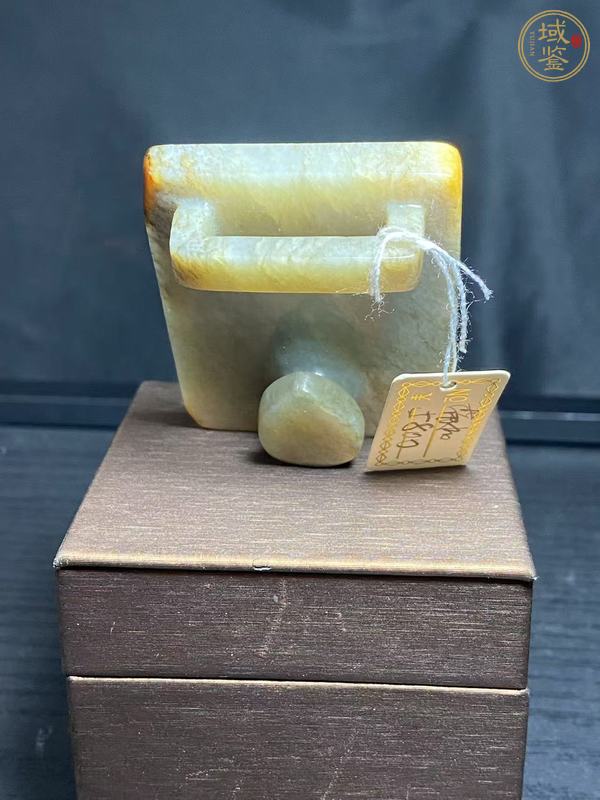 古玩玉器和田玉鑲嵌老銀帶扣真品鑒賞圖