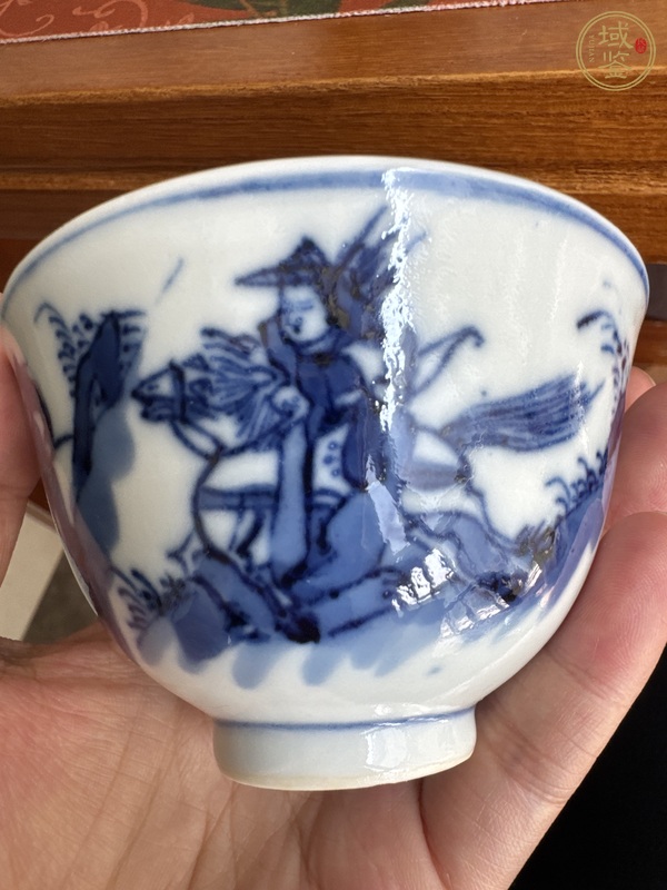 古玩陶瓷青花狩獵圖茶杯真品鑒賞圖