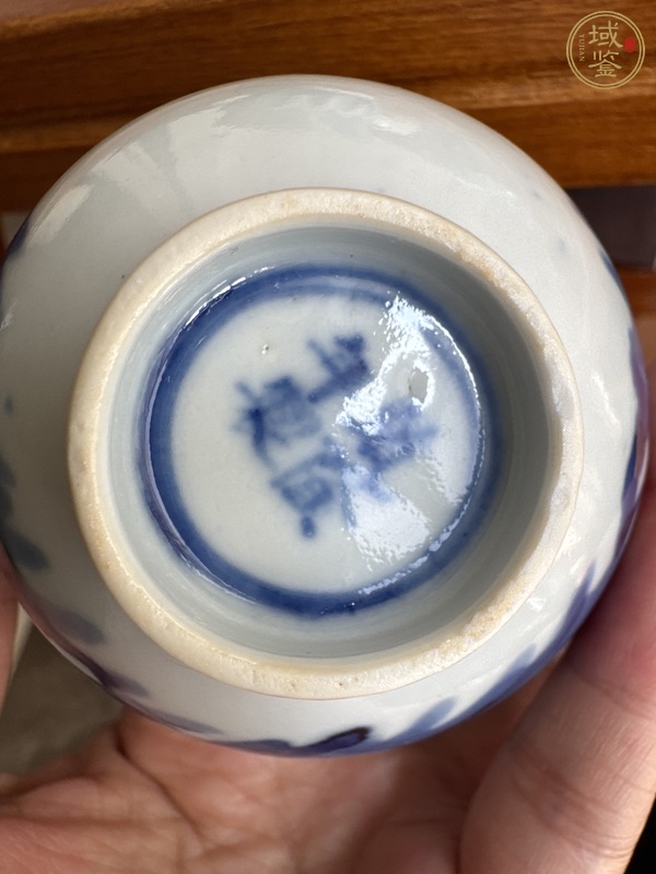 古玩陶瓷青花狩獵圖茶杯真品鑒賞圖