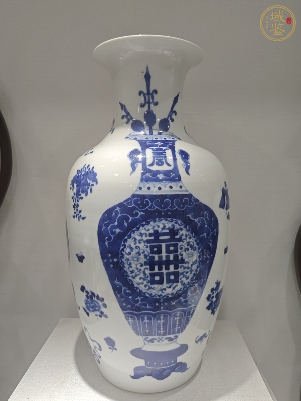古玩陶瓷平生三級青花瓶真品鑒賞圖