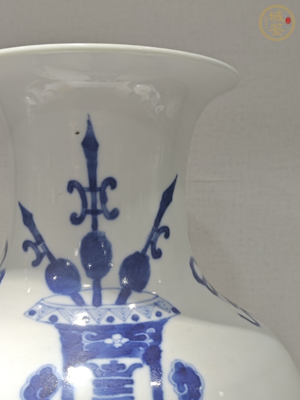 古玩陶瓷平生三級青花瓶真品鑒賞圖