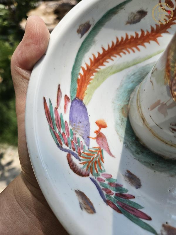 古玩陶瓷粉彩龍風紋燭臺真品鑒賞圖