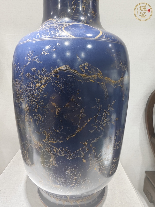 古玩陶瓷藍釉描金洗口瓶真品鑒賞圖