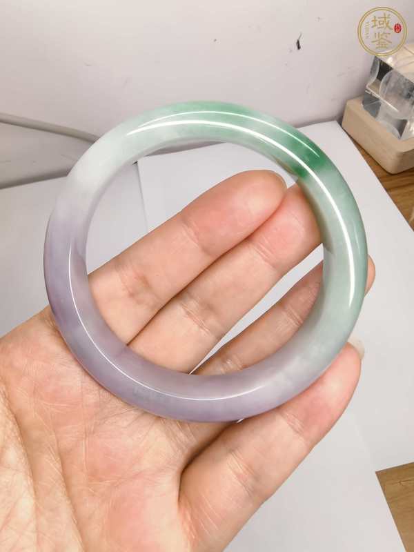 古玩玉器翡翠春帶彩手鐲真品鑒賞圖
