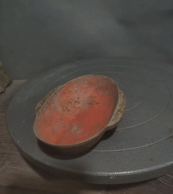 古玩陶瓷漢朱砂耳杯拍賣，當前價格650元