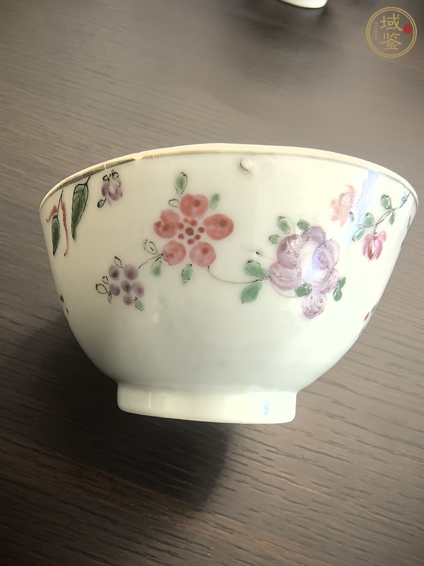 古玩陶瓷粉彩花卉紋杯真品鑒賞圖