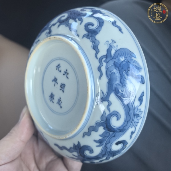 古玩陶瓷青花十字寶杵龍紋盤真品鑒賞圖
