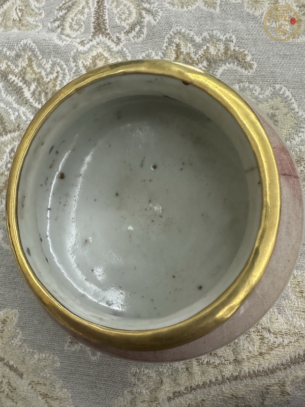 古玩陶瓷郎紅釉三足爐真品鑒賞圖