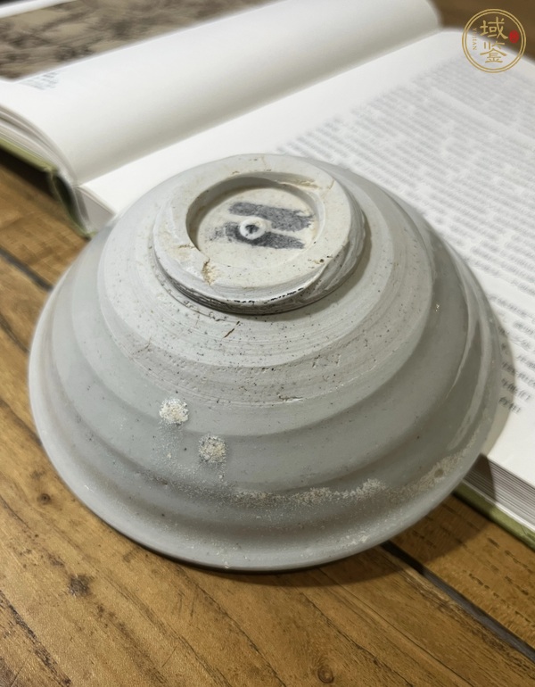 古玩陶瓷青白釉撇口碗真品鑒賞圖