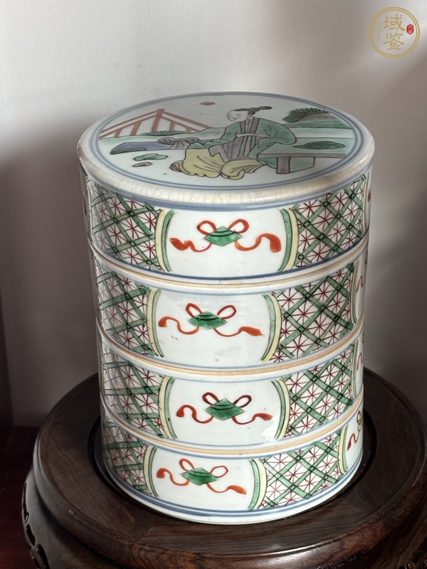 古玩陶瓷五彩人物節(jié)盒真品鑒賞圖