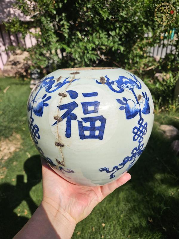 古玩陶瓷豆青釉青花福壽紋罐真品鑒賞圖