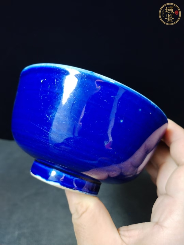 古玩陶瓷藍釉小碗真品鑒賞圖