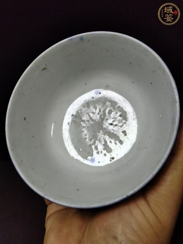 古玩陶瓷藍釉小碗真品鑒賞圖