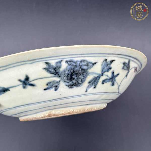 古玩陶瓷麒麟望月青花盤真品鑒賞圖
