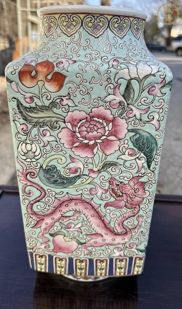 古玩創匯期 粉彩人物琮瓶真品鑒賞圖