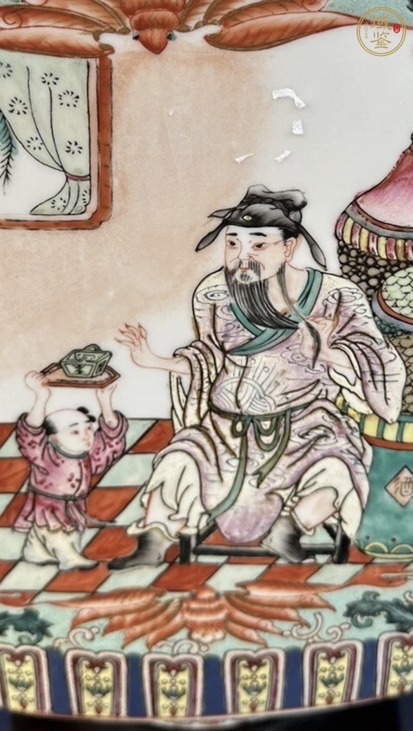 古玩陶瓷創匯期 粉彩人物琮瓶真品鑒賞圖