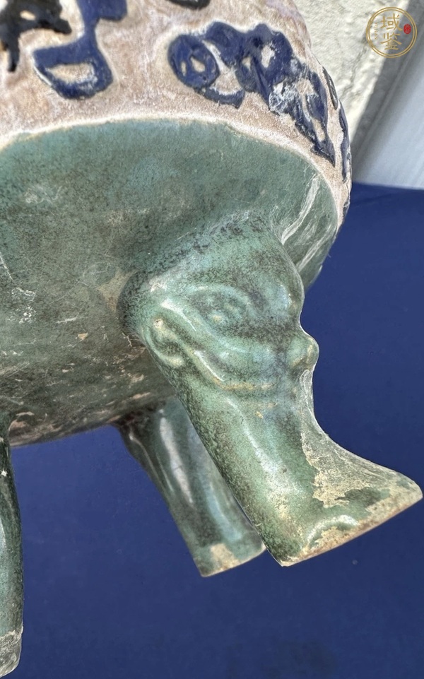 古玩陶瓷三足香爐真品鑒賞圖
