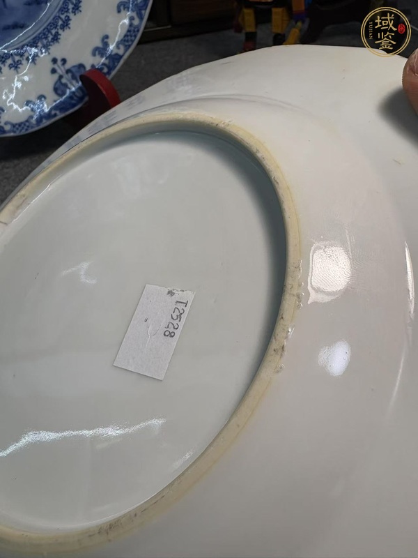 古玩陶瓷乾隆細路青花盤真品鑒賞圖