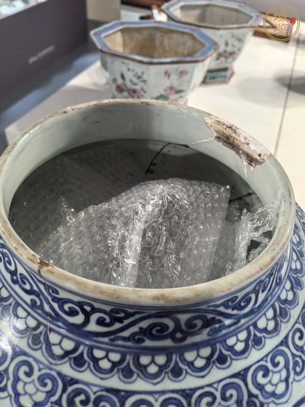 古玩陶瓷青花罐真品鑒賞圖