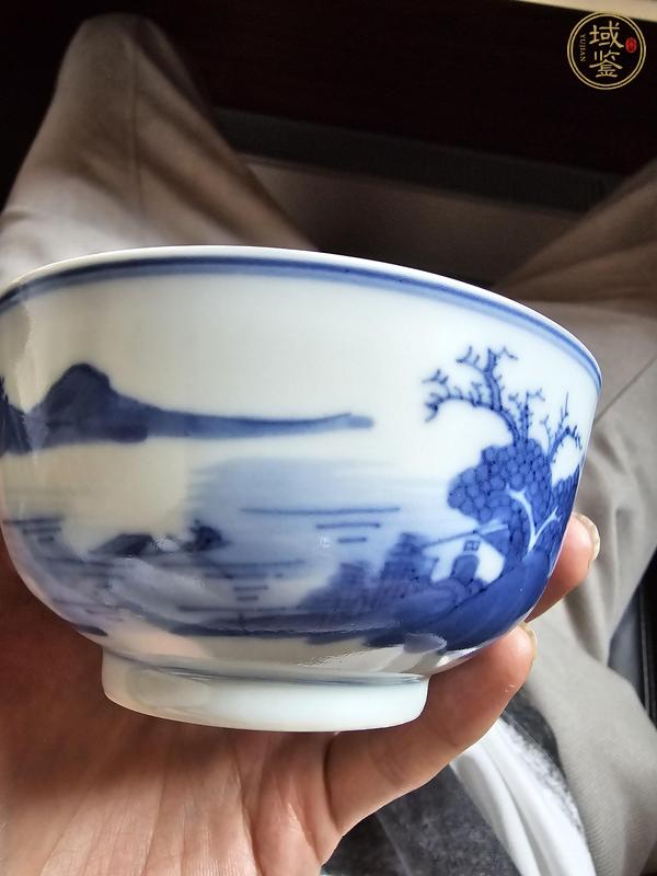 古玩陶瓷山水紋青花碗真品鑒賞圖