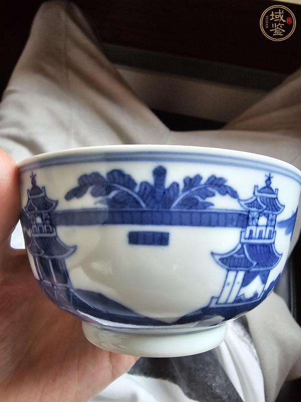 古玩陶瓷山水紋青花碗真品鑒賞圖