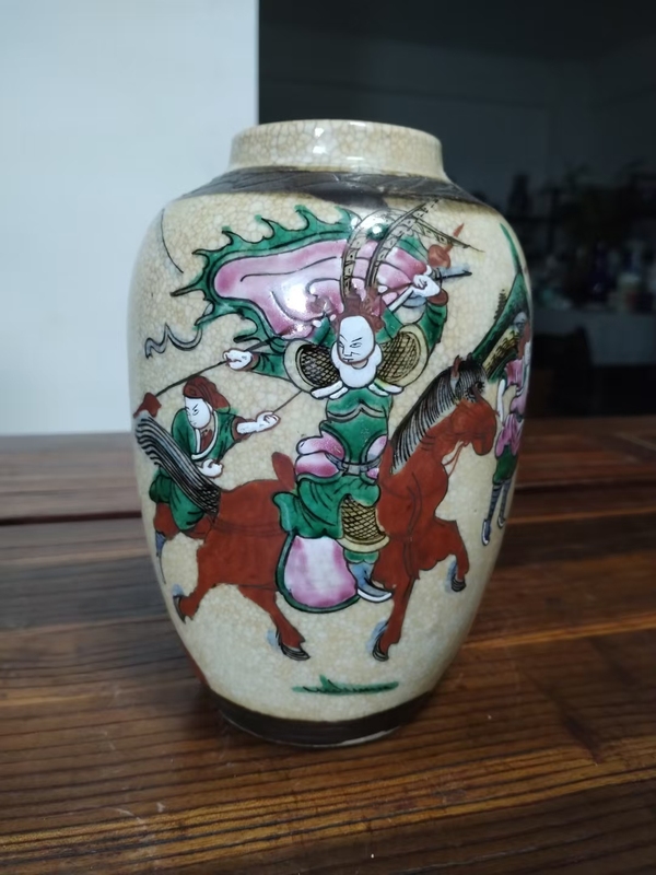 古玩轉賣（全美品）清晚期成化年制寄托款哥釉粉彩人物冬瓜罐高19cm拍賣，當前價格9800元