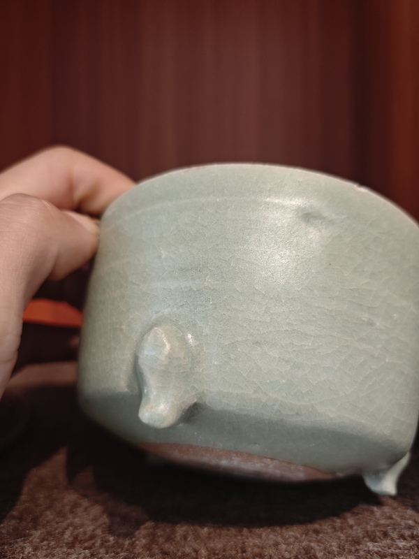 古玩陶瓷三足吊腳爐拍賣，當(dāng)前價(jià)格8000元