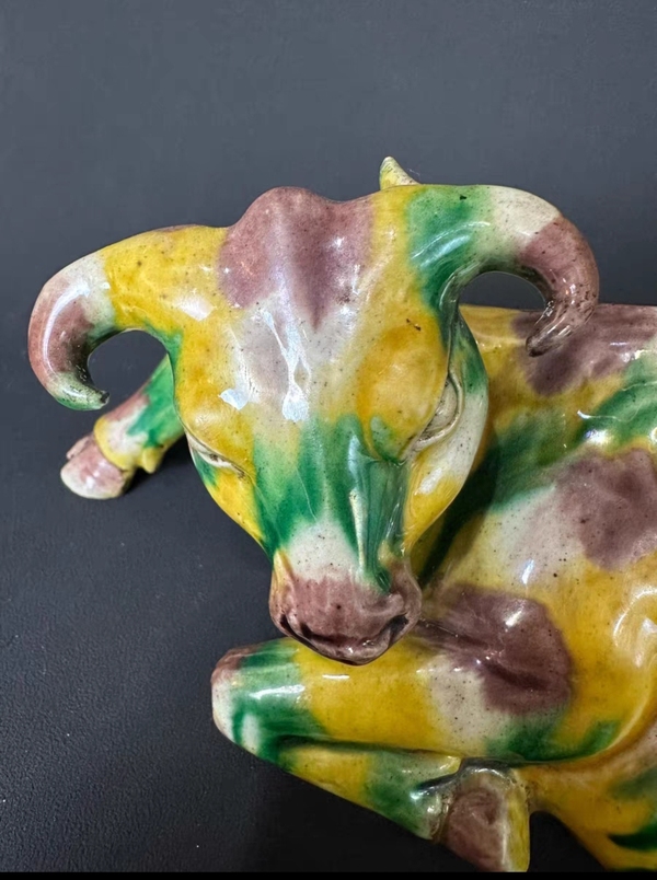 古玩陶瓷虎皮三彩牛瓷塑像拍賣，當前價格8000元
