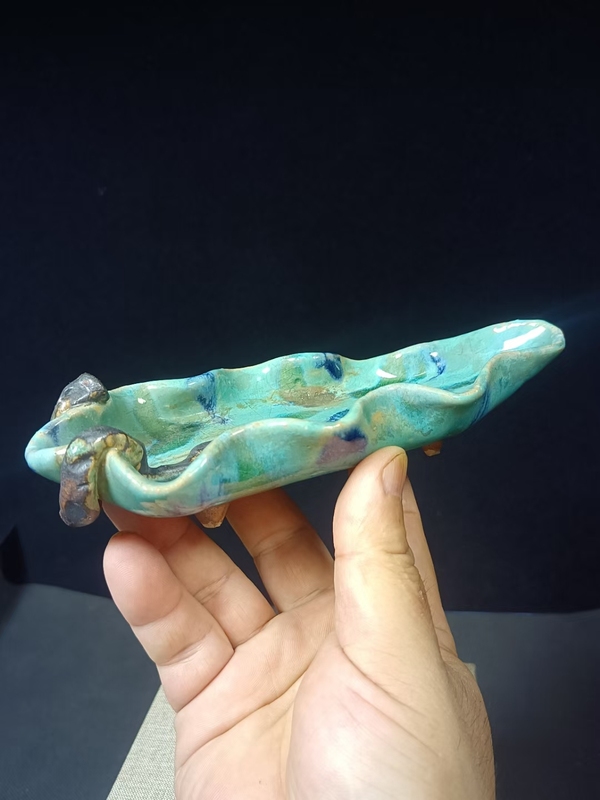 古玩陶瓷（全品）民國時期石灣窯窯變釉樹葉形水洗，文房器路份高尺寸17cm*8.5cm拍賣，當(dāng)前價格880元