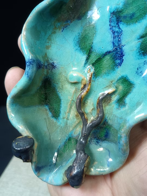 古玩陶瓷（全品）民國時期石灣窯窯變釉樹葉形水洗，文房器路份高尺寸17cm*8.5cm拍賣，當(dāng)前價格880元
