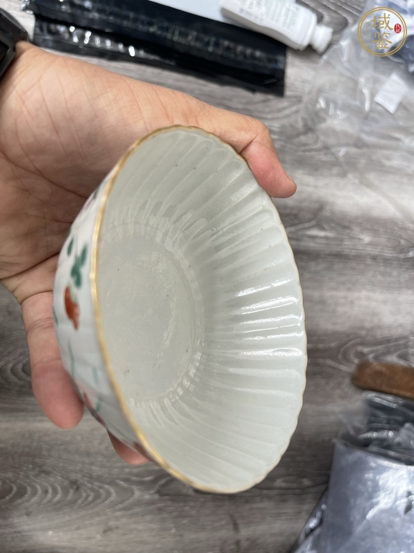 古玩陶瓷飛黃騰達粉彩碗真品鑒賞圖