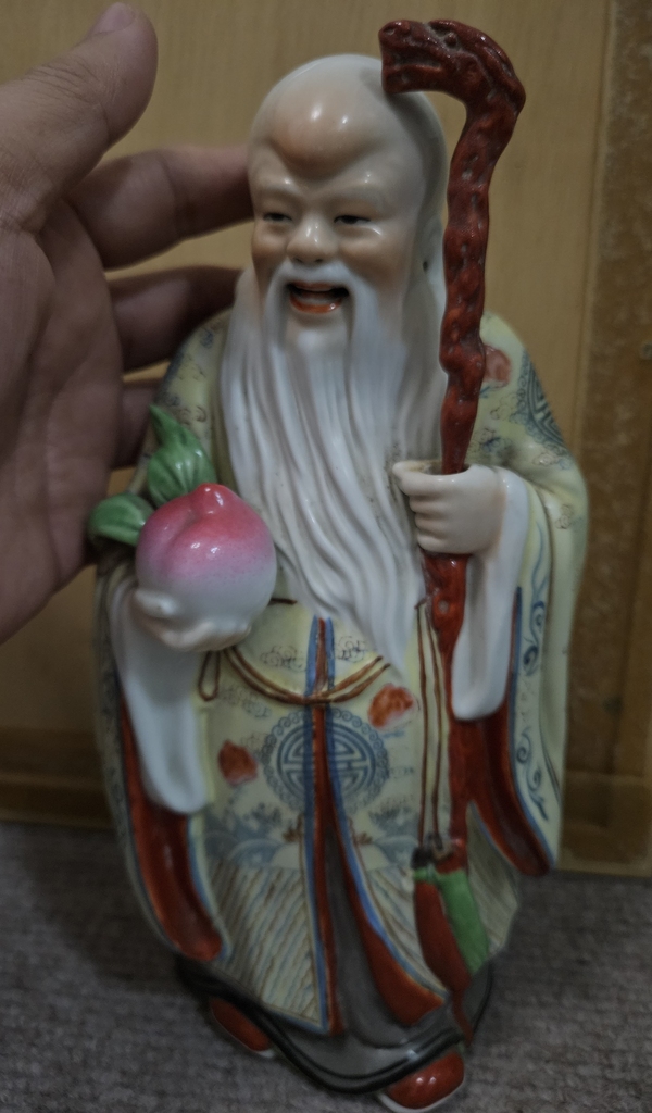 古玩陶瓷粉彩三星造像拍賣(mài)，當(dāng)前價(jià)格1200元