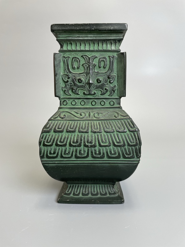古玩銅器饕餮紋**瓶拍賣,當前價格320元