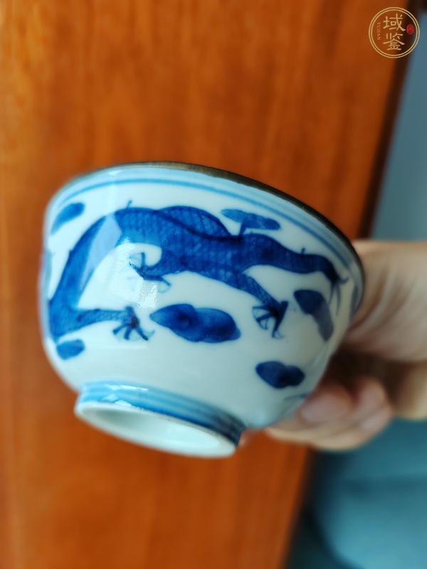古玩陶瓷青花龍鳳紋茶碗真品鑒賞圖