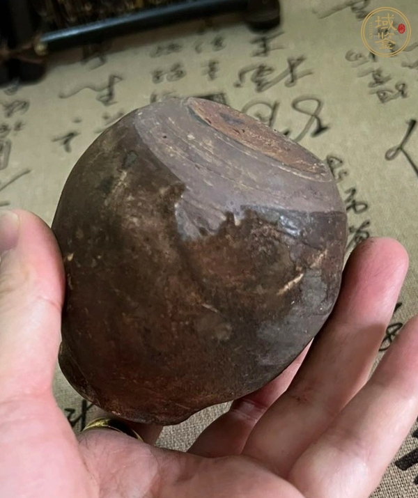 古玩陶瓷洪塘窯褐釉茶入真品鑒賞圖
