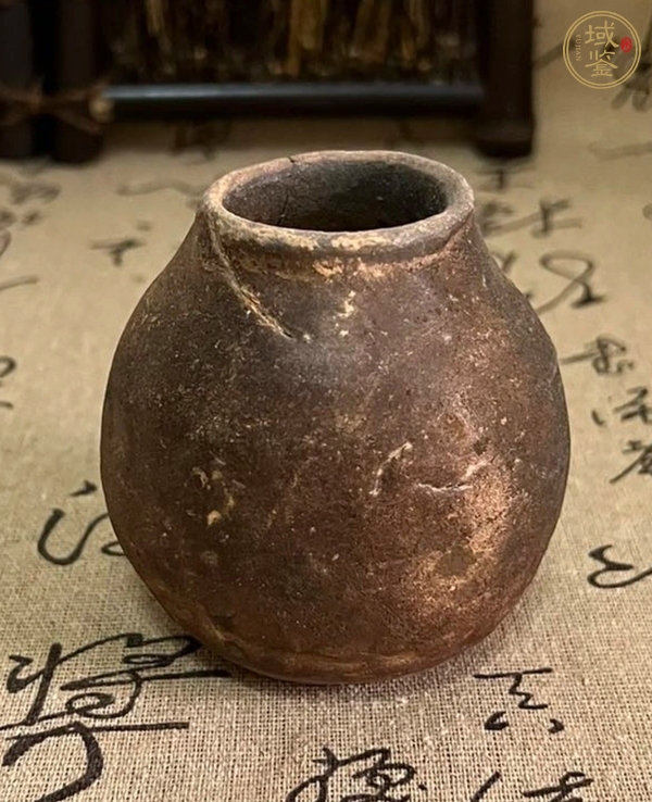 古玩陶瓷洪塘窯褐釉茶入真品鑒賞圖