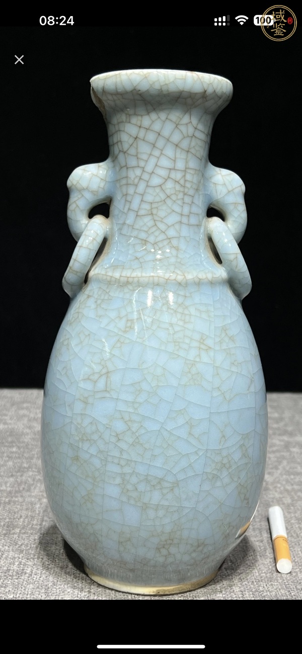 古玩陶瓷天藍(lán)色哥釉開片雙耳瓶真品鑒賞圖